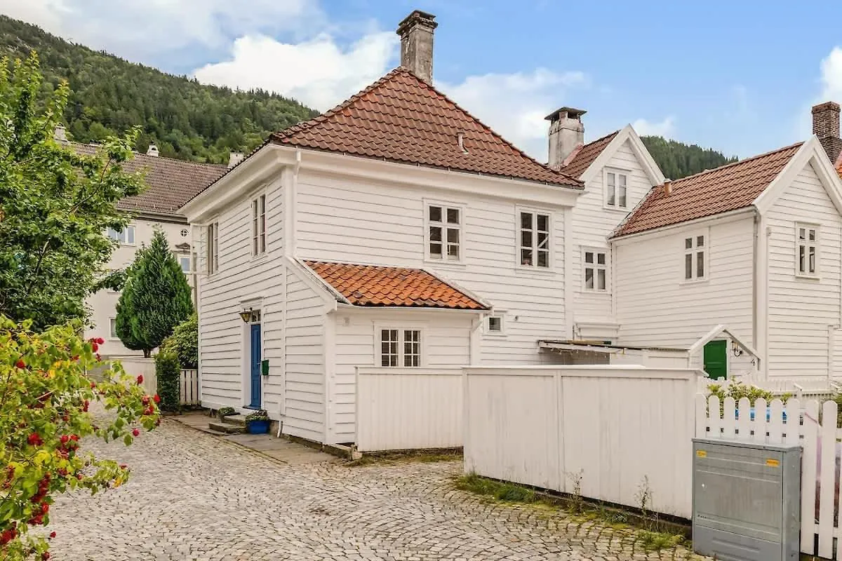 Villa Rose I 1890 - 2024 Reno I 15 Min To Bryggen Bergen 0*,  Norge